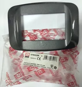 AVE 45PB03GSM PLACCA 3 MODULI GRIGIO SCURO METALLIZZATO - Imagen 1 de 1