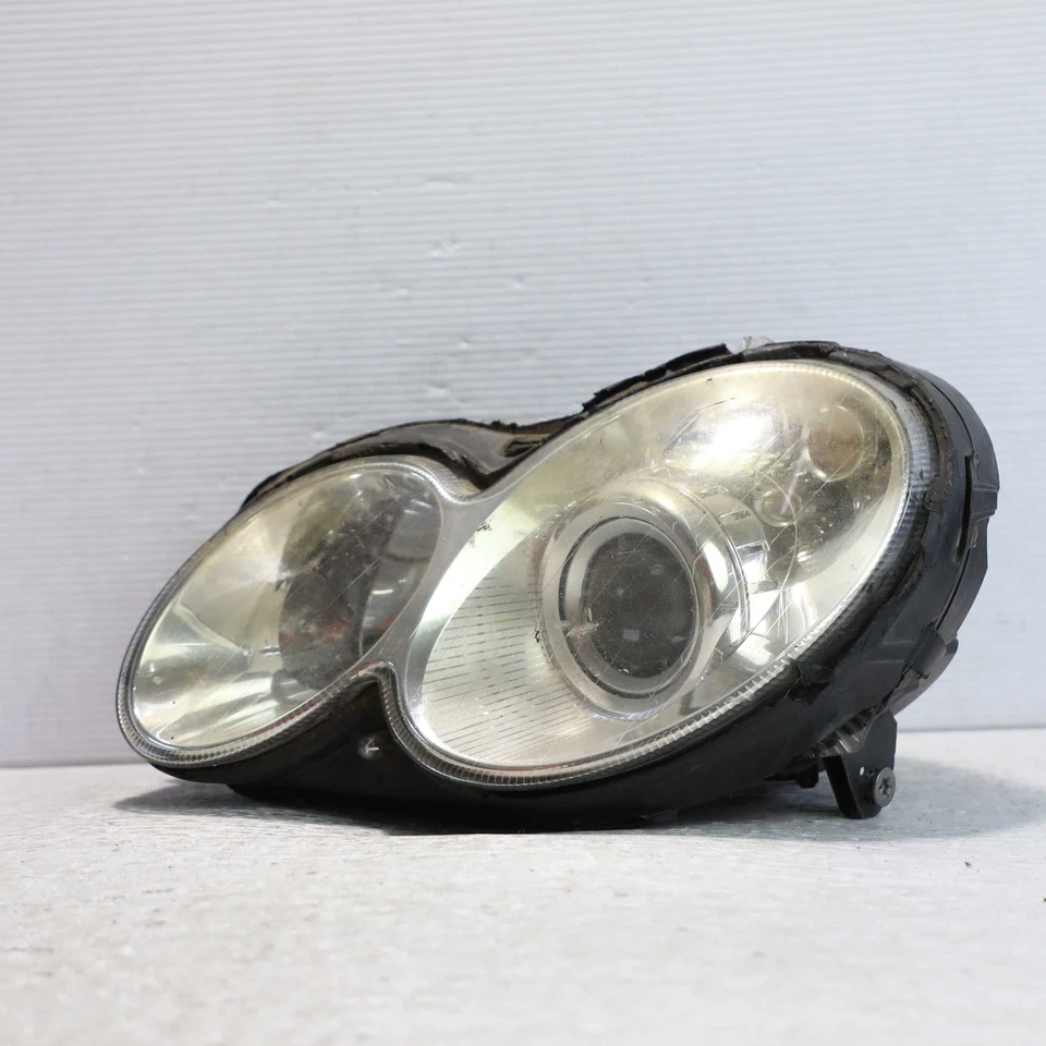 Conjunto de faros HID izquierdos OEM Mercedes-Benz W209 CLK500 2003-2009 Foto 1 de 4