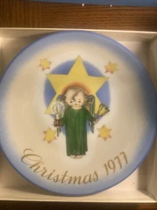 Herald Angel by Berta Hummel 1977 Christmas  Plate by Schmid in Original Box - Picture 1 of 6