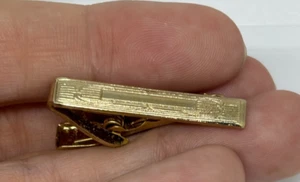 Vintage 1960s - 1970s Mid-Century Men's Neck Tie Clip Clasp Gold Tone Bar Clamp - Picture 1 of 4