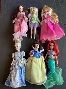 6 Porcelain Disney 9” Dolls Brass Key Tinker Bell, Cinderella, Snow White, Etc. - Picture 1 of 7