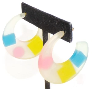 Sobral Geometria weiße & mehrfarbige Creolen mit Einschluss Künstler hergestellt Ohrringe - Bild 1 von 5