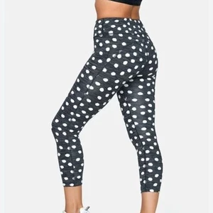 Outdoor Voices 3/4 Flex Legging Black White Polka Dot Size Small - Picture 1 of 4