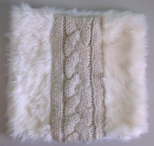 4 London Kaye Pottery Barn Plush White Faux Fur Pillow Covers Cable Knit Accent - Picture 1 of 10