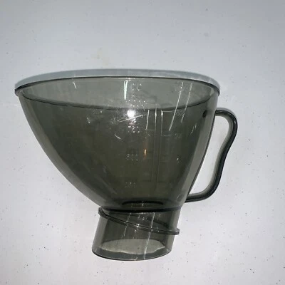 Juicer eléctrico Tristar Jack Lalanne modelo Elite MT-1066 piezas embudo taza medidora Foto 1 de 3