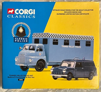 Corgi Classics 08006 Thames Valley Police Set - Bedford S Control & Mini Van - Image 1 of 4
