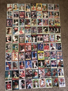 100 Cincinnati Reds baseball cards Pete Rose Tom Seaver Johnny Bench Joey Votto