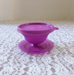 Tupperware #754 Purple Parfait/Pudding Dish w/#733 Lid 2.25" Tall 3.75" Dia. NEW - Picture 1 of 5