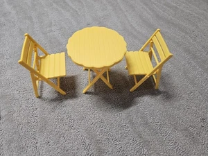 Vintage Barbie Klapptisch & 2 Stühle Set Mattel 1999 - für Cafe oder Terrasse - Bild 1 von 6
