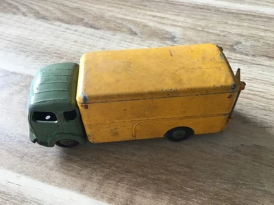 DINKY TOYS.   camion simca cargo - Photo 1/4
