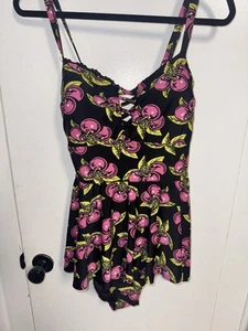 Betsey Johnson x Torrid Black Cherry Wireless One-Piece Swim Dress Size 2 - Picture 1 of 5