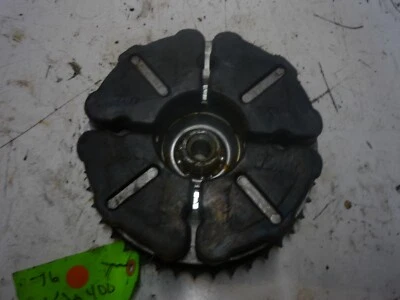 KAWASAKI 1976 KH400 KH 400 PORTAPIÑONES CUBO RUEDA TRASERA OEM Foto 1 de 4