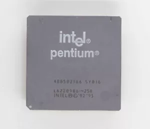 Socket 7 Processor CPU - Intel Pentium 166 - 166MHz - SY016 - TESTED - Picture 1 of 2