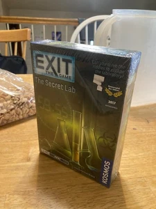 Exit, the Game: the Secret Lab NEW FACTORY SEALED card game - Bild 1 von 2