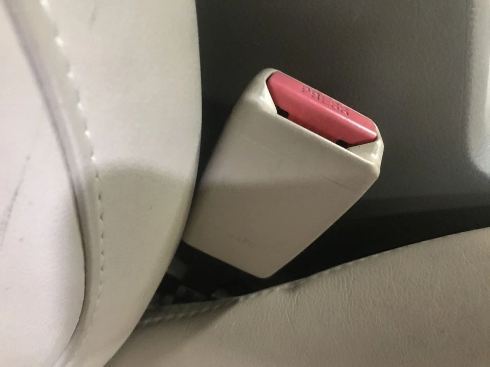 Seat Belt Front Bucket Driver Buckle Fits 04-08 MAXIMA 2644061 Foto 1 de 1