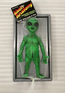 Vintage Toy 14" Alien Anatomy Autopsy Game w/ Table 1997 R Marino SHIPS FREE! - Picture 1 of 10