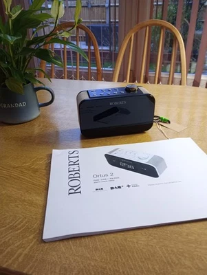 ROBERTS ORTUS 2 DAB/FM RADIO WITH ALARM . FULLY TESTED & FULLY FUNCTIONAL - Image 1 of 4