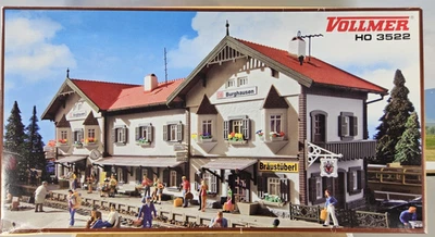 Kit modelo a escala Vollmer HO - estación de tren grande Burghausen #43522 Foto 1 de 4