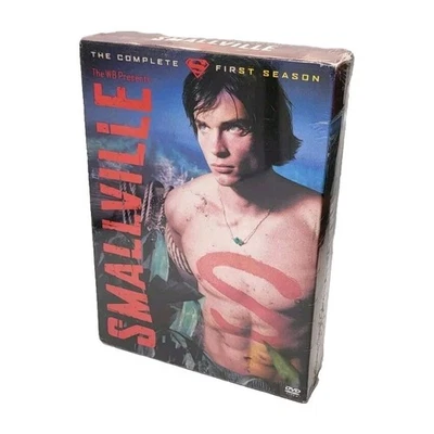 Smallville the Complete First Season DVD 6-Disk Box Set Used  - Image 1 of 2