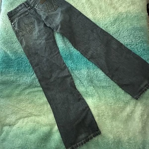 WRANGLER BOY’S JEANS RETRO RELAXED STRAIGHT LEG Sz 12R - Picture 1 of 6
