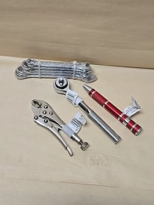 Roadpro Tool Lot 1/4" Dr. Ratchet, Pocket Screwdriver, 4" Locking Pliers & Wrenc - Picture 1 of 6