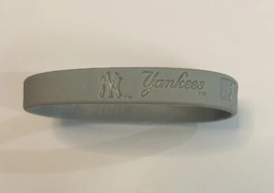 New York Yankees Gray Single Rubber Silicone Wristband MLB Officially Licensed - Image 1 of 3