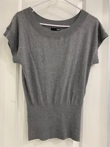 Good Condition H&M Gray Short Sleeve Boat Neck Knit Top Size XS - Picture 1 of 7