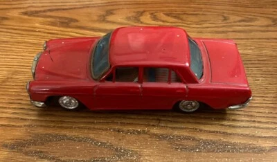 Mercedes 250 vintage Bandai hecho en Japón Foto 1 de 4