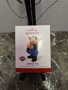 Harley Hog 2014 Hallmark Ornament - Harley-Davidson Motorcycles - Biker Pig - Imagen 1 de 1