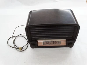Vintage 1948 General Electric Brown Bakelite Tube AM Radio Model 102 - Picture 1 of 11