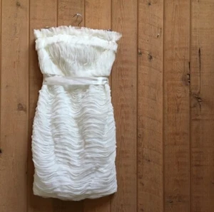 Donna Morgan Sleeveless Layered White Dress Size 4 - Picture 1 of 7