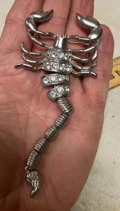 Aus Nachlass - gepflegt und riesig! Vintage Skorpion Brosche/Anstecknadel mit Strass - Bild 1 von 3