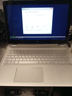 HP ENVY X360 M6 CONVERTIBLE Laptop i5-6200U 2.3GHz 12GB NO HDD Cracked screen - Image 1 of 4