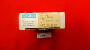 Siemens 7PU4020-1AB30 Minuteries - Picture 1 of 9