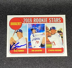 Tarjeta Topps Heritage 2018 firmada por Kyle Farmer de los Dodgers de Los Ángeles #160 ~ Certificado de autenticidad - Imagen 1 de 3