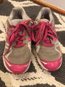 ADIDAS Adifast Hot Pink Fuchsia & Gray Running Walking Shoes Sz 2.5 👗#s2m15 - Picture 1 of 6