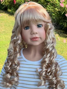 NEU: Weihnachtsedition 2024: Bonnie von Monika Levenig - blond - 122 cm - - Bild 1 von 5