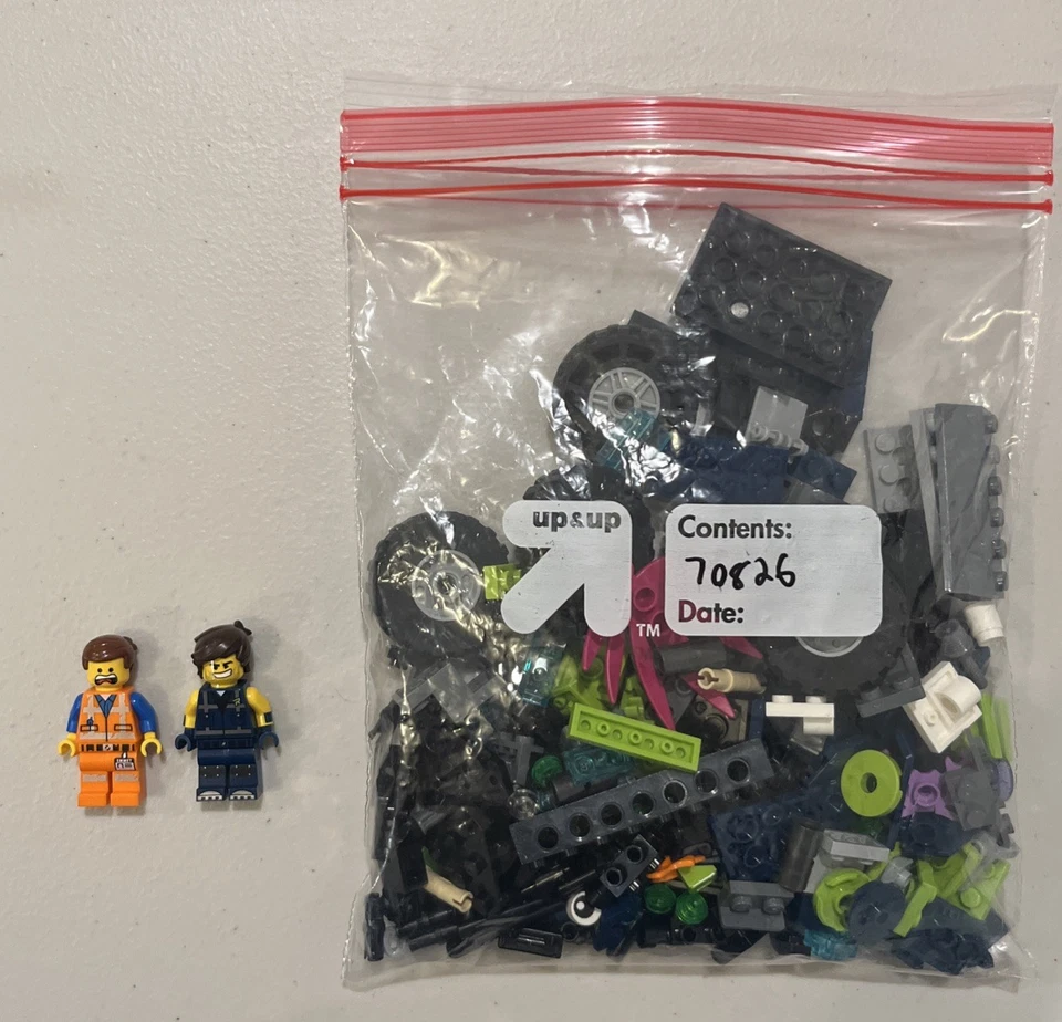 The Lego Movie 2 Set Rex’s Rex-treme Offroader! 70826 - Image 1 of 2