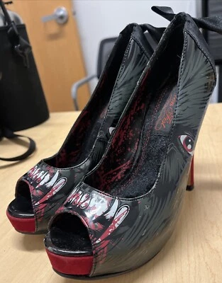 Iron Fist Wolf Beater Peep Toe Stiletto Zapatos Hombre Lobo Arco Espalda Mujer Talla 5” Foto 1 de 4