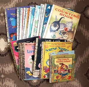 Vintage Little Golden Books Lot of 23 Walt Disney Classic Kids Books - Imagen 1 de 7