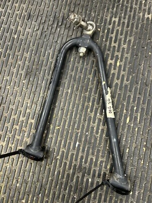 Ski Doo Summit Rev 800 2005 brazo superior derecho Foto 1 de 2