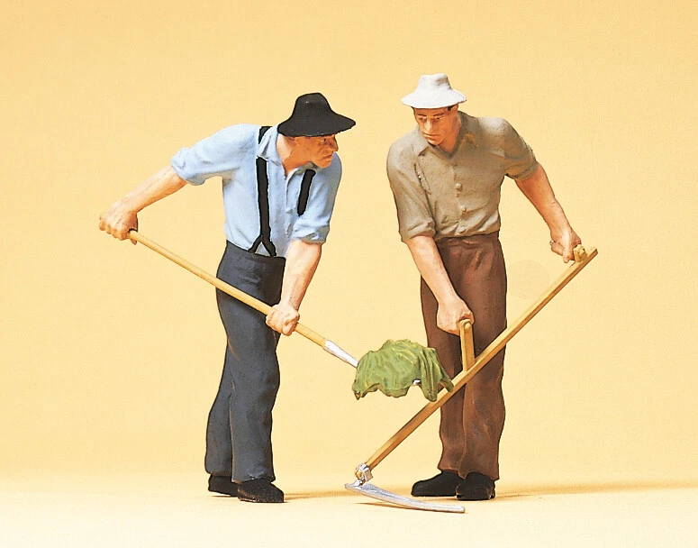 Preiser 63053 Bauern mit Sense, Gabel, Spur 1, 1:32 - Bild 1 von 1