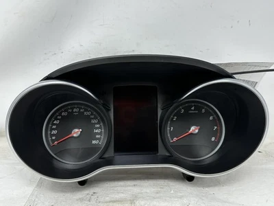 MERCEDES BENZ C-CLASS 2017 SPEEDOMETER 205 TYPE C300 MPH 107K MILES Foto 1 de 4