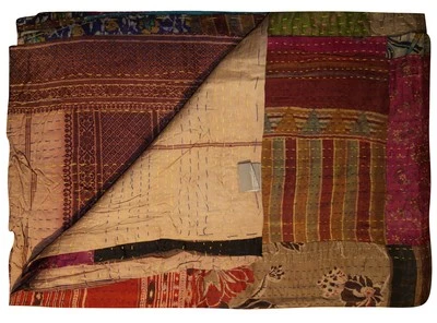 Taj Hotel Kantha Silk Blend Throw | Multi22 | 50"x70" Foto 1 de 3