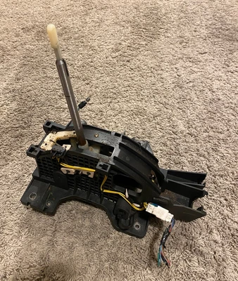 2005-2007 Nissan Pathfinder Frontier Floor Shifter Selector Shift Gear PRND - Image 1 of 3