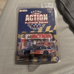 Racing Action Platinum Series 1996 Dale Jarrett #88 1:64(i) - Imagen 1 de 3