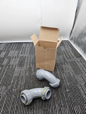 (CANTIDAD 2) Conector Arlington NMLT90150 1-1/2" no metálico 90 grados gris Foto 1 de 4