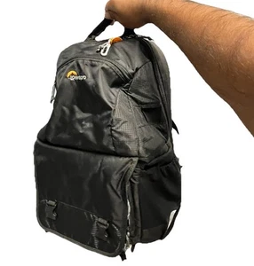 Lowepro Fastpack BP 250 AW II Black Storage Compartment Camera Laptop Backpack - Picture 1 of 9