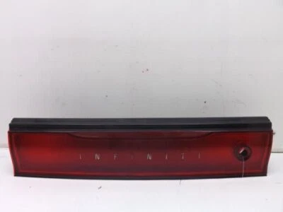 Задний фонарь с креплением на заднюю панель 1:94 подходит для 94 INFINITI J30 100791 - Изображение 1 из 3