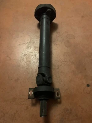04-08 CHRYSLER Crossfire 3.2L AT RWD Driveshaft Drive Shaft Propeller Axle Foto 1 de 4